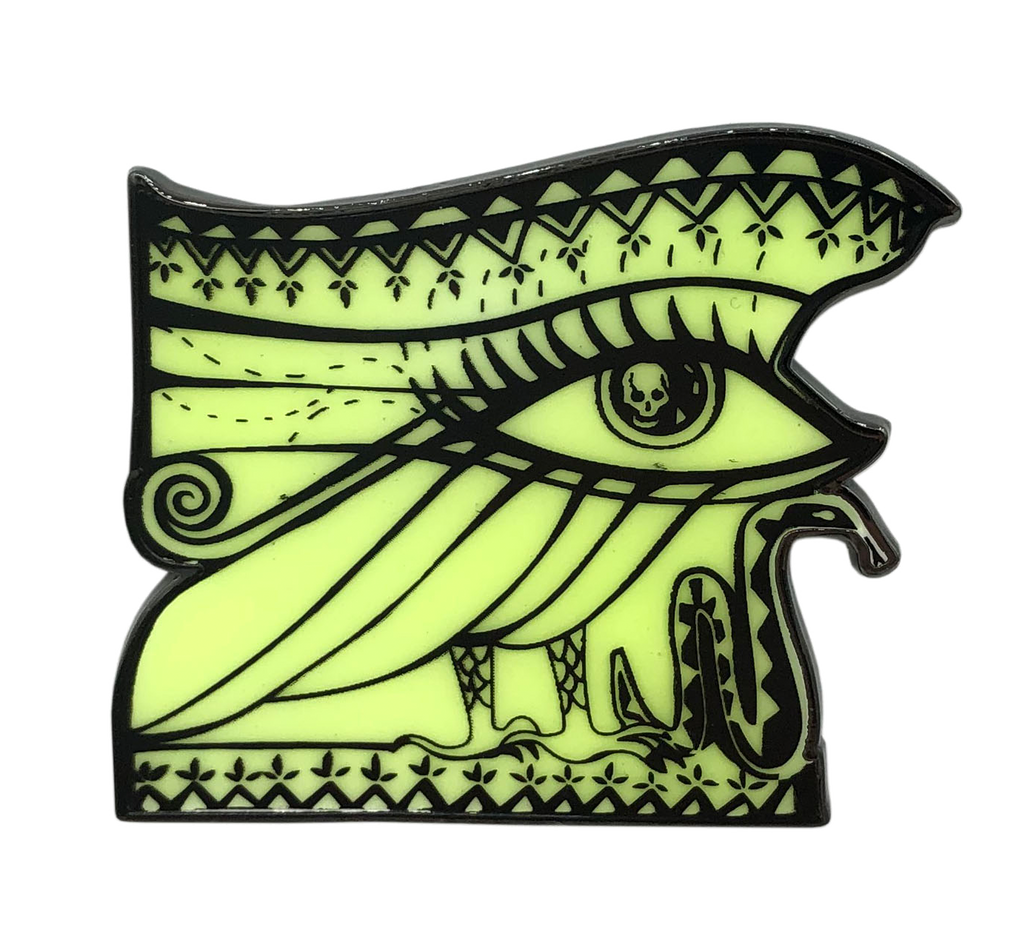 Gothic Queen - Eye Pin (GITD) - THE MIGHTY HOBBY SHOP